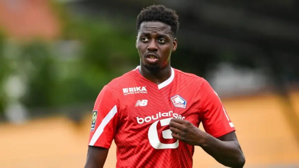 Beşiktaş, Mohamed Bayo’yu kadrosuna katacak