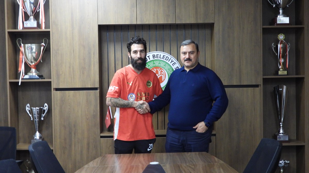 Eski Galatasaraylı Jimmy Durmaz, 3. Lig’e gitti