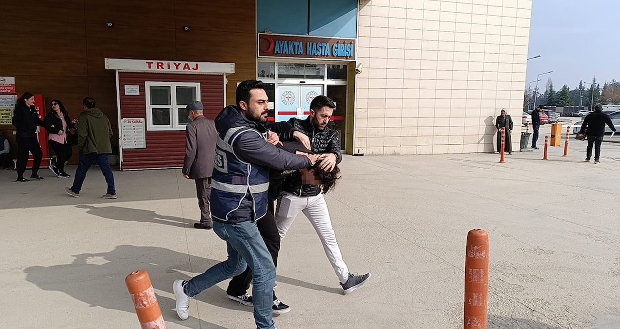 Alıkoydukları gencin annesinden 30 bin TL isteyen 3 kişi, serbest kaldı