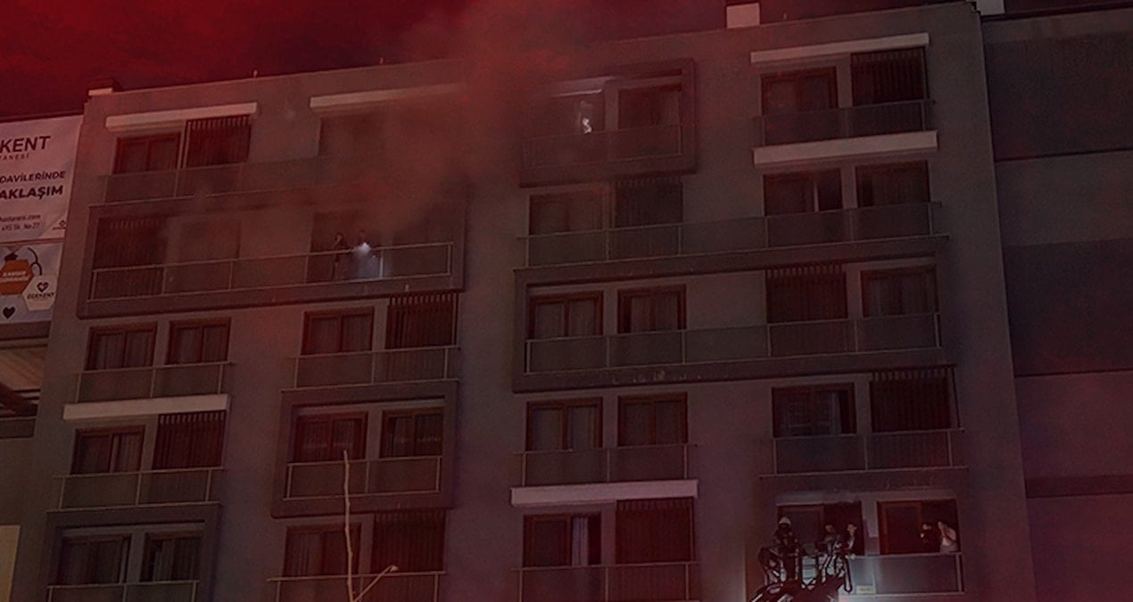 Denizli’de 7 katlı binada yangın: Mahsur kalanlar var