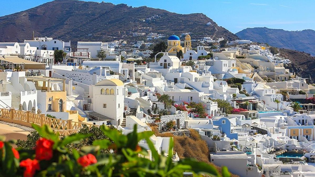 Santorini Adası’ndan’ deprem’ göçü! 9 binden fazla kişi terk etti