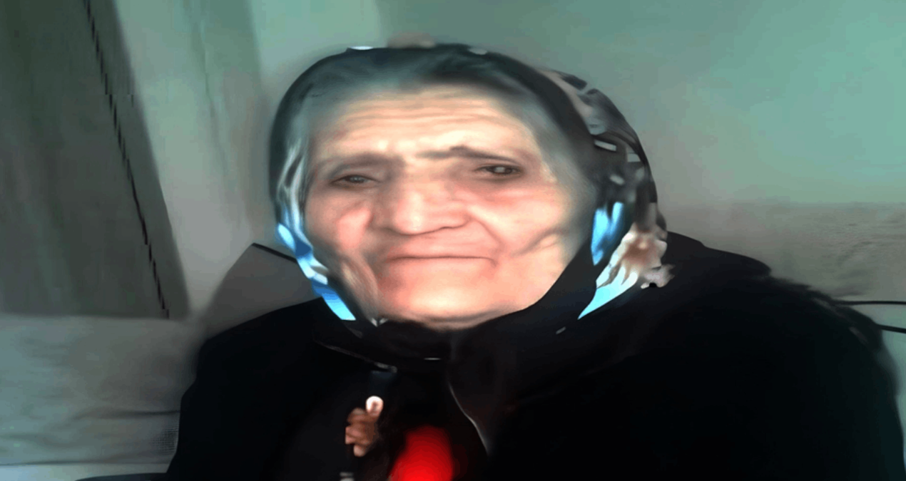 Evde çıkan yangında zehirlenen kadın öldü