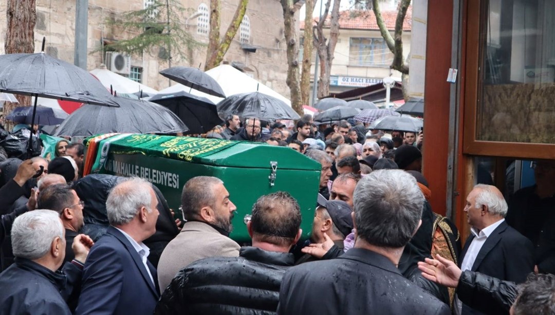 Yenimahalle Belediye Başkanı Bülent Yaşar’ın oğlu toprağa verildi